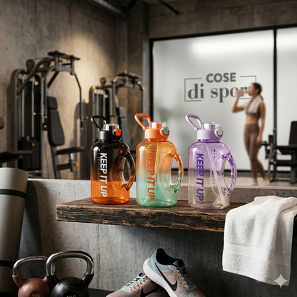 Borraccia 2 Litri con Frasi Motivazionali KEEP IT UP | Borraccia Sportiva Grande Graduata per l'Idratazione Quotidiana, Allenamento, Fitness e Ufficio