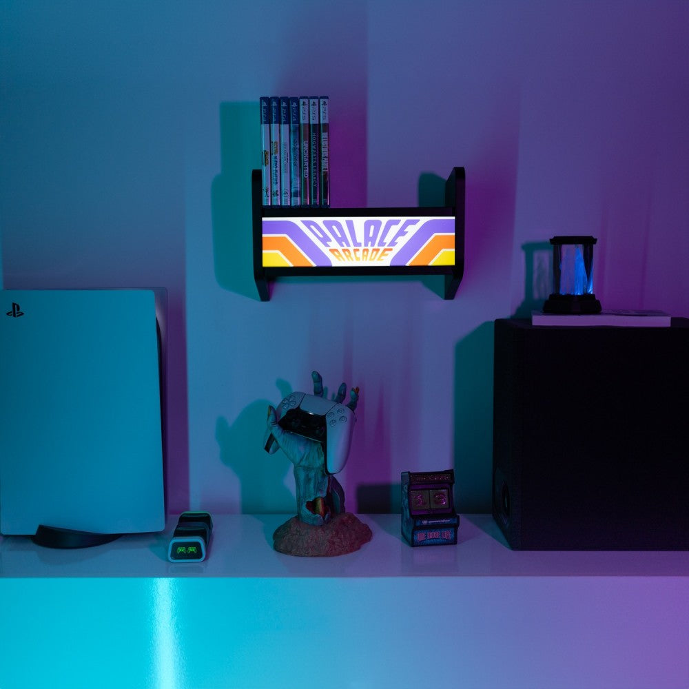 Stranger Things - Lampada (Palace Arcade) USB o Ricaricabile con Mensola da parete per Giochi o Console da Arcade, Luce d'Atmosfera, Regali per giocatori per camera Gaming, accessori per l'installazione di giochi, Gamer Gadget, Merchandise