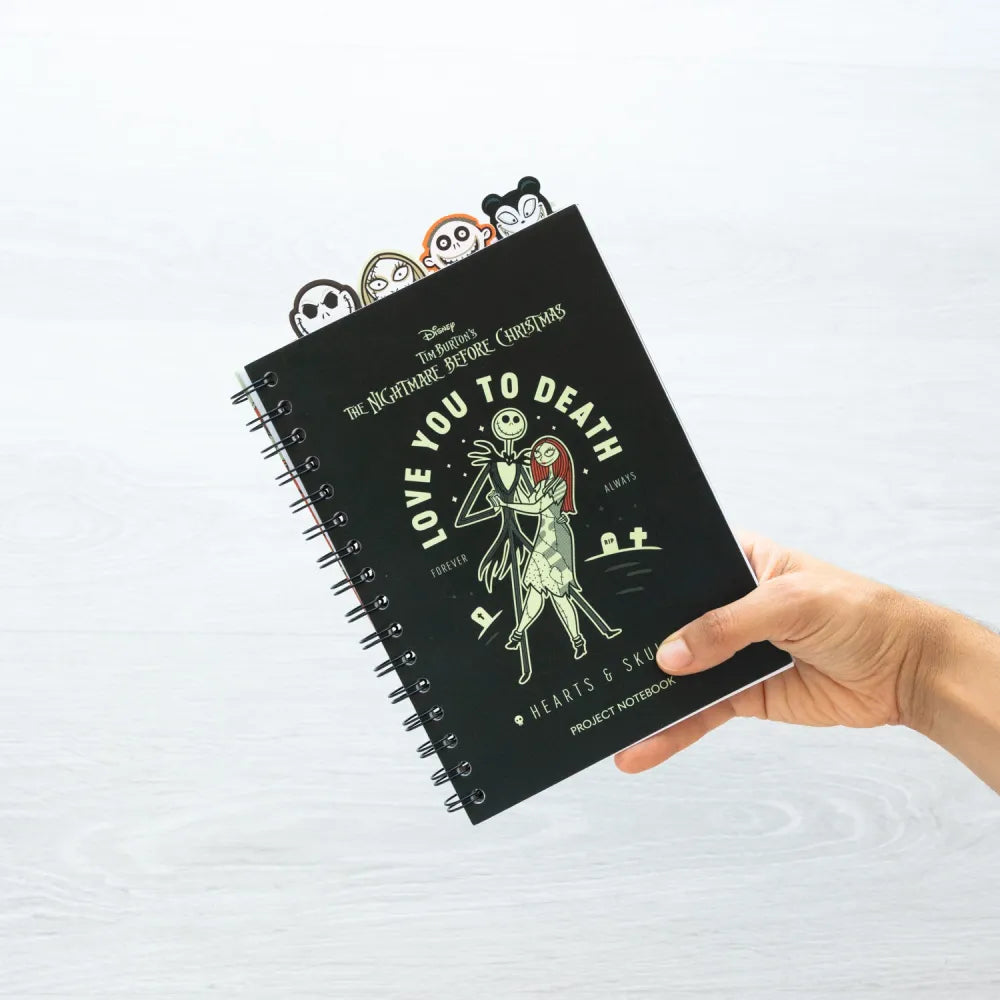 Quaderno Appunti A5 Disney (The Nightmare Before Christmas) TNBC Taccuino con Anelli Bullet Journal Puntinato Diviso in Sezioni con 4 Separatori e Copertina Morbida, 160 Pagine | Scuola Cancelleria, Diario Personale