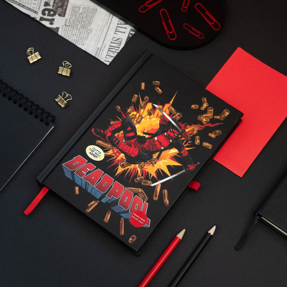 Marvel (Deadpool) Taccuino con Luce A5 - Quaderno Appunti con copertina che si illumina, Copertina Rigida, Pagine Bianche, Tasca Espandibile e Segnalibro | Diario Personale (192 Pagine) - Idea Regalo Gadget TV
