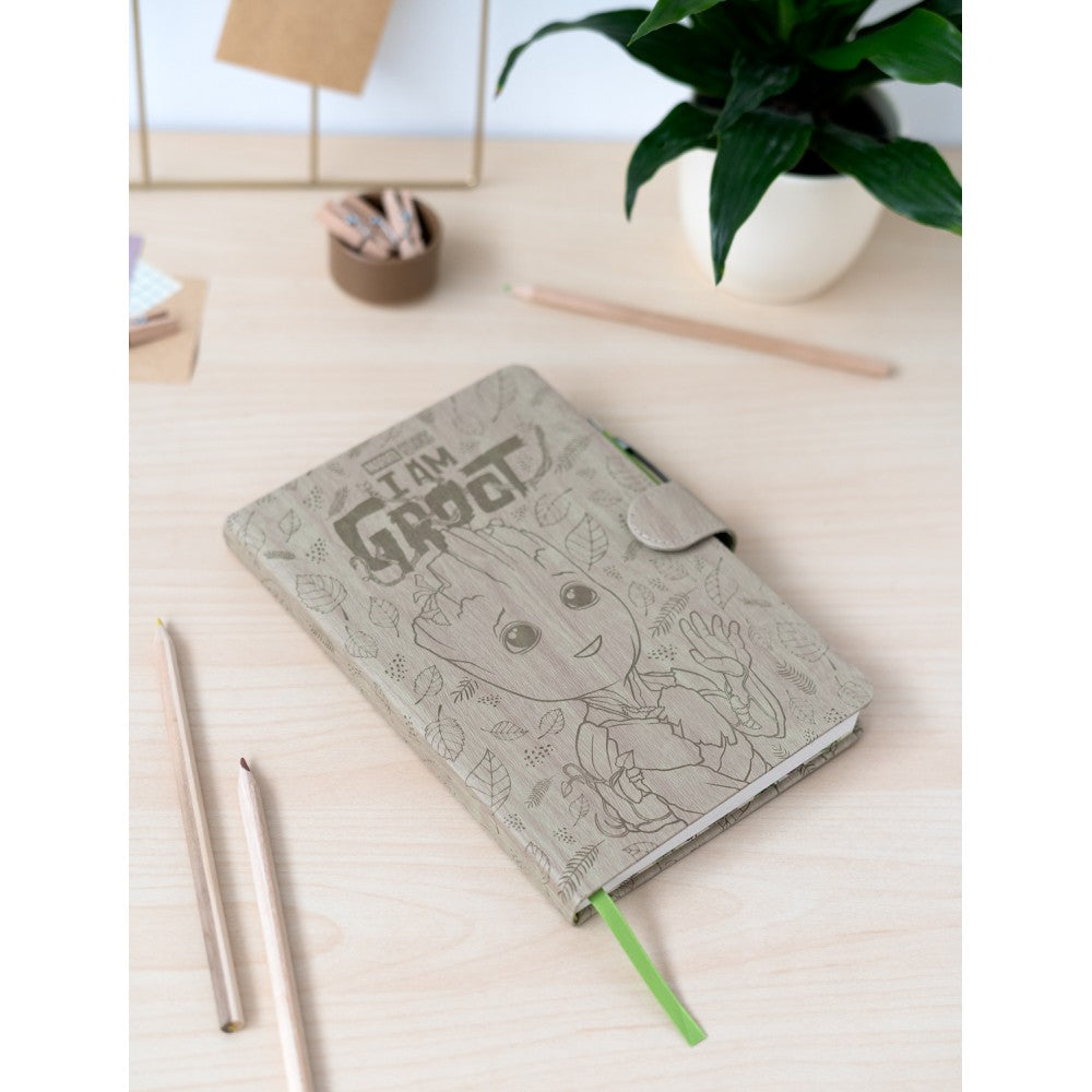 Marvel Groot - Taccuino A5 e Penna - Quaderno Appunti Pagine Bianche con Penna Proiettore a Pile, Copertina Rigida, Tasca Espandibile e Segnalibro | Diario Personale (192 Pagine) - Idea Regalo Gadget Guardian Galaxy