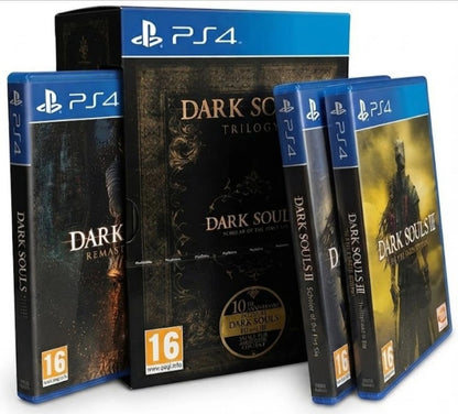 Dark Souls Trilogy Ps4 Videogioco Trilogia Completa Playstation 4 Nuovo