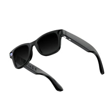 Nilox Occhiali Smart Video con Fotocamera 8MP, Registrazione Full HD UV400, Audio Open-Ear, Lenti Intercambiabili Trasparenti e Solari, Filtro Luce Blu, Autonomia Fino a 18 Ore