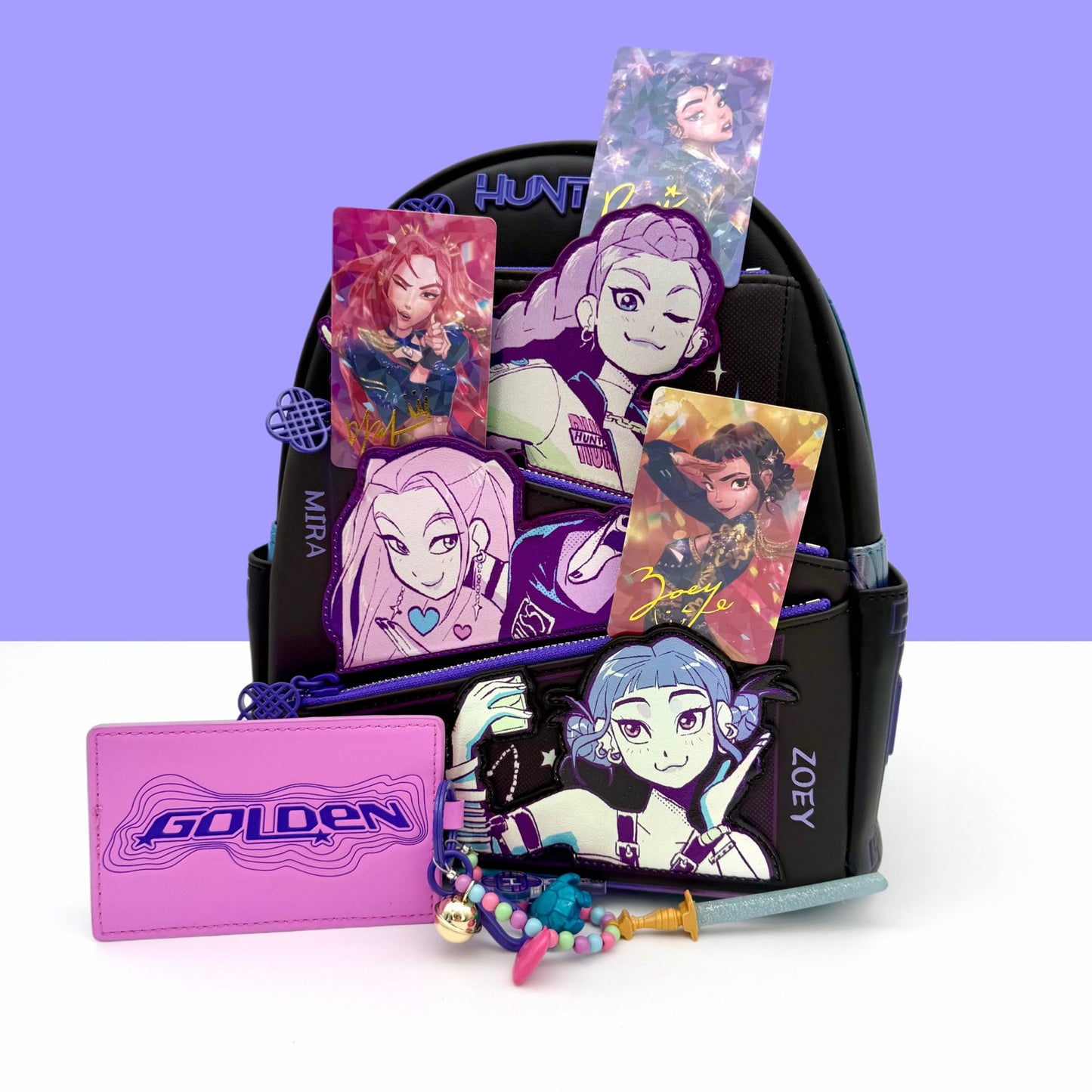 Funko Loungefly: KPop Demon Hunters - Mini Zaino Huntrix con ciondolo per foto