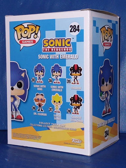 Funko Pop ! Games Sonic The Hedgehog - (284) Sonic With Emerald Vinyl Figure