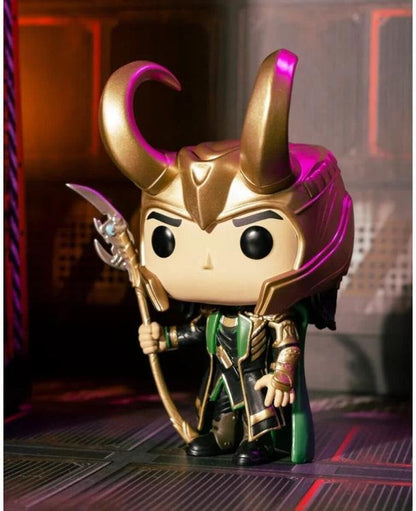 Funko Pop ! Marvel Avengers - Loki W/ Helmet Scepter (985) Special Glow Figure