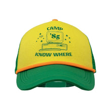 Cinereplicas - Stranger Things (Camp Know Where) Cappellino Ufficiale Strapback - Berretto Cappello Trucker con Visiera Curva Stile Baseball Basket Cap