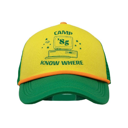 Cinereplicas - Stranger Things (Camp Know Where) Cappellino Ufficiale Strapback - Berretto Cappello Trucker con Visiera Curva Stile Baseball Basket Cap