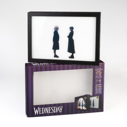 Quadro LED Wednesday Addams (Mercoledì) Poster Stampa Lamina decorativa Illuminata per cameretta ragazza, stanza bambine/Decorazione Ufficiale Gadget da parete o tavolo Incorniciata