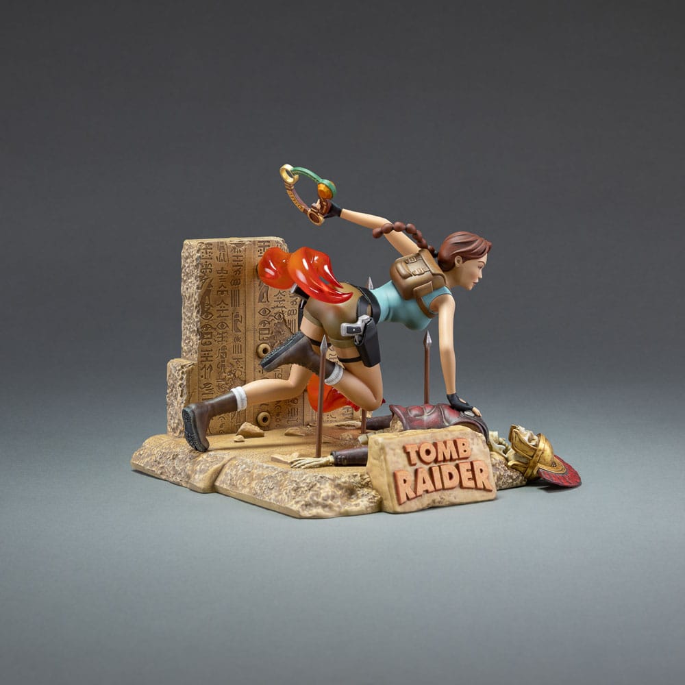 Dark Horse Tomb Raider 1996 Lara Croft Classic Era Statua Figure PVC 17cm